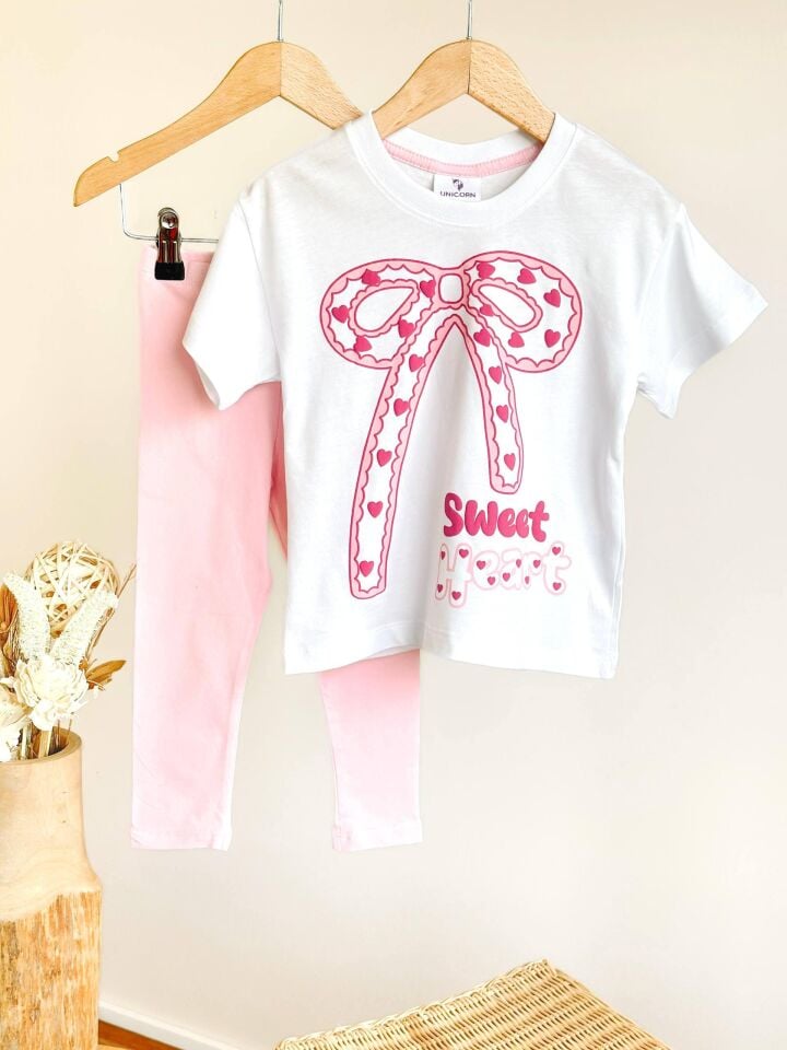 Kız Çocuk Tatlı Kalp Kurdele Baskılı Tişört ve Tayt Takım